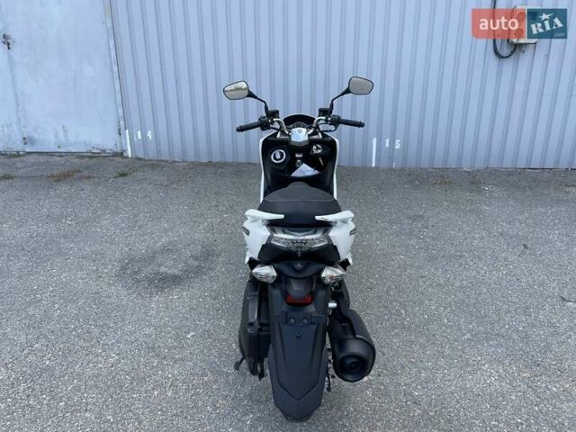 Ямаха Маджести, объемом двигателя 0 л и пробегом 17 тыс. км за 2100 $, фото 4 на Automoto.ua