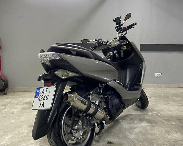 Серый Ямаха Маджести, объемом двигателя 0.16 л и пробегом 45 тыс. км за 1900 $, фото 4 на Automoto.ua