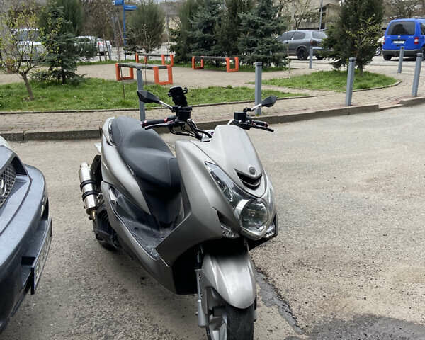 Серый Ямаха Маджести, объемом двигателя 0.16 л и пробегом 45 тыс. км за 1900 $, фото 6 на Automoto.ua