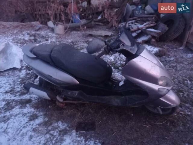Серый Ямаха Маджести, объемом двигателя 0 л и пробегом 23 тыс. км за 250 $, фото 2 на Automoto.ua