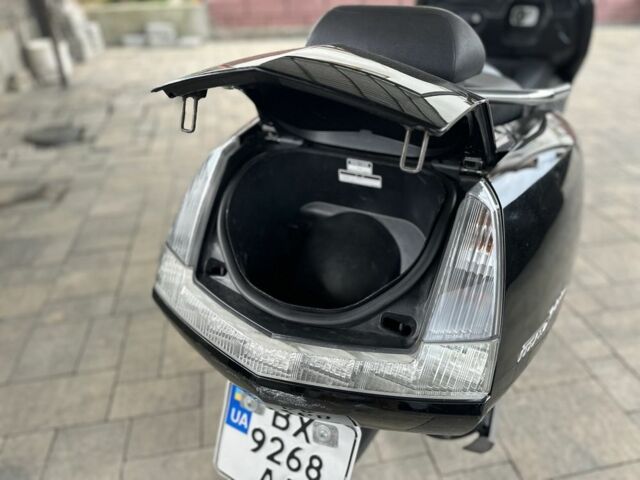 Ямаха Максам, объемом двигателя 0.25 л и пробегом 0 тыс. км за 1650 $, фото 7 на Automoto.ua