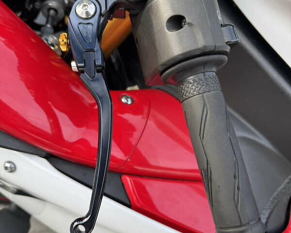 Белый Ямаха Р1, объемом двигателя 1 л и пробегом 25 тыс. км за 10500 $, фото 10 на Automoto.ua