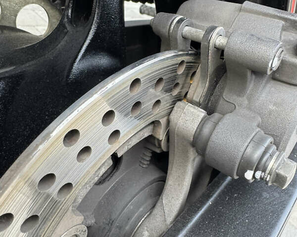 Белый Ямаха Р1, объемом двигателя 1 л и пробегом 25 тыс. км за 10500 $, фото 16 на Automoto.ua