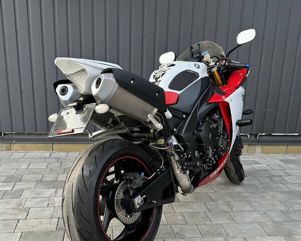 Белый Ямаха Р1, объемом двигателя 1 л и пробегом 25 тыс. км за 10500 $, фото 3 на Automoto.ua