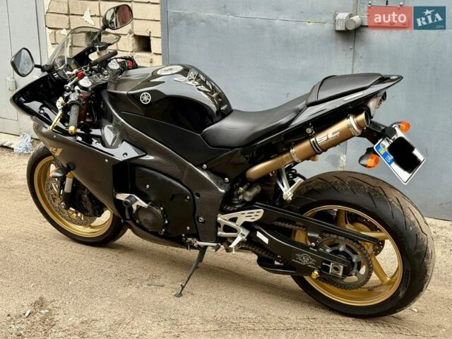 Черный Ямаха Р1, объемом двигателя 0.99 л и пробегом 26 тыс. км за 12800 $, фото 6 на Automoto.ua