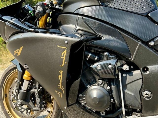 Чорний Ямаха R1, об'ємом двигуна 0 л та пробігом 30 тис. км за 6500 $, фото 4 на Automoto.ua