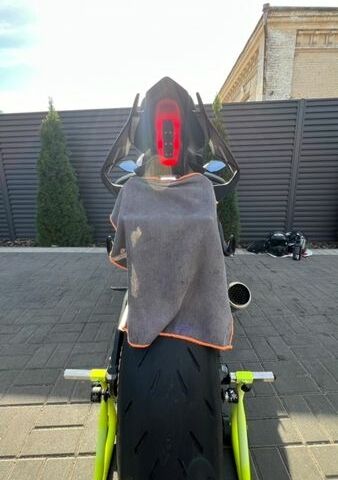 Черный Ямаха Р1, объемом двигателя 1 л и пробегом 20 тыс. км за 23000 $, фото 22 на Automoto.ua