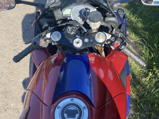 Ямаха R1, об'ємом двигуна 1 л та пробігом 0 тис. км за 5500 $, фото 1 на Automoto.ua