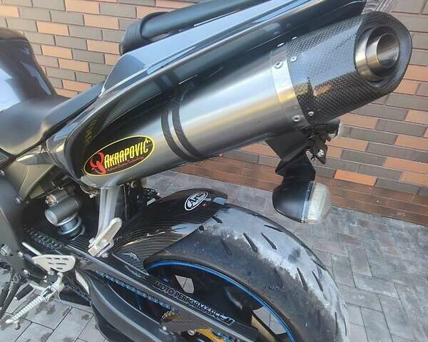 Ямаха R1, об'ємом двигуна 1 л та пробігом 14 тис. км за 8700 $, фото 6 на Automoto.ua