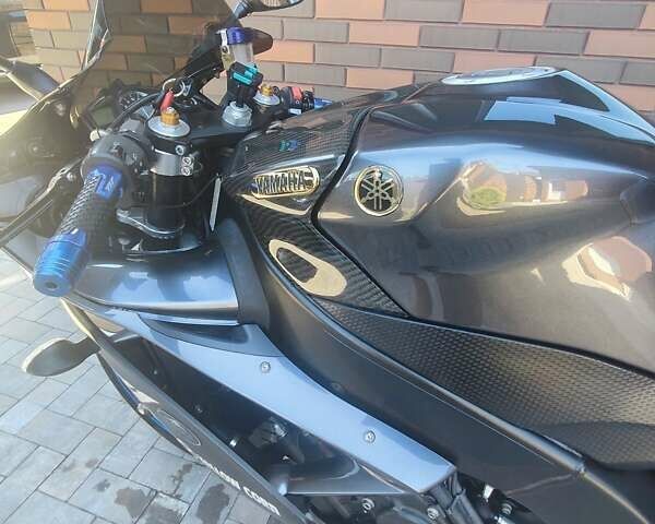 Ямаха R1, об'ємом двигуна 1 л та пробігом 14 тис. км за 8800 $, фото 4 на Automoto.ua