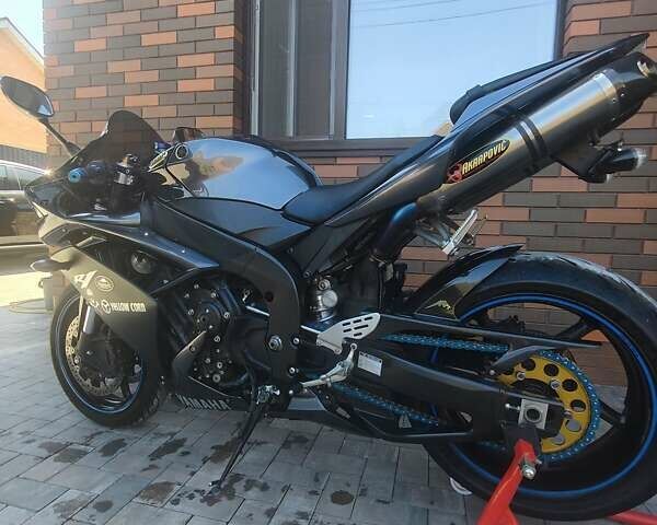 Ямаха R1, об'ємом двигуна 1 л та пробігом 14 тис. км за 8700 $, фото 2 на Automoto.ua