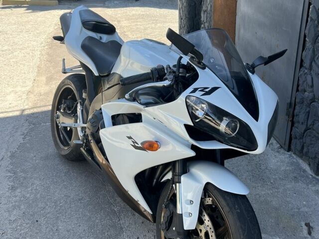 Ямаха R1, об'ємом двигуна 1 л та пробігом 0 тис. км за 3600 $, фото 1 на Automoto.ua