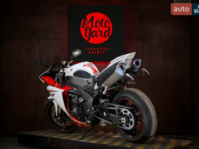 Ямаха Р1 2009 в Днепре (Днепропетровске) на Automoto.ua Ямаха Р1, объемом двигателя 1 л и пробегом 16 тыс. км за 12000 $, фото 1 на Automoto.ua