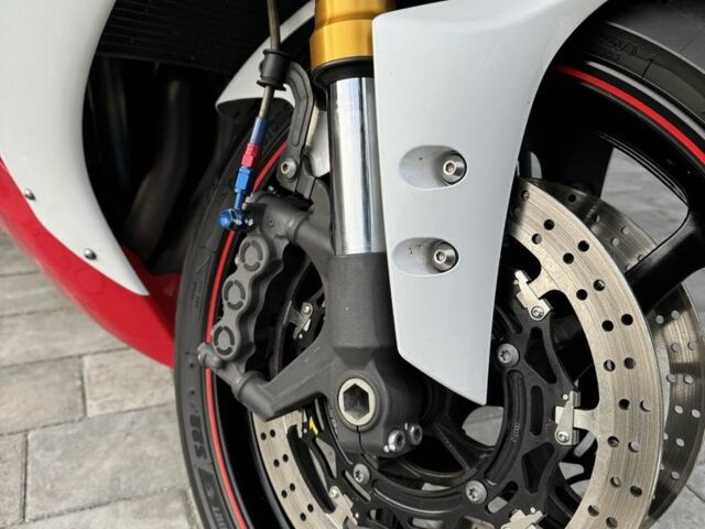 Ямаха R1, об'ємом двигуна 1 л та пробігом 0 тис. км за 10500 $, фото 13 на Automoto.ua