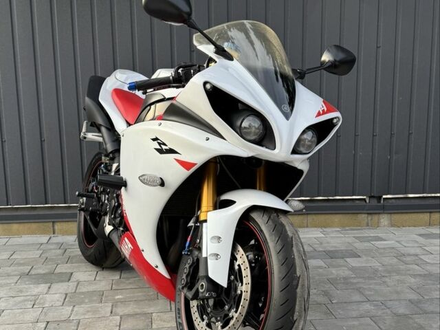 Ямаха R1, об'ємом двигуна 1 л та пробігом 0 тис. км за 10500 $, фото 1 на Automoto.ua