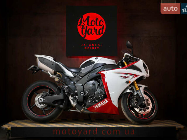 Ямаха Р1 2009 в Днепре (Днепропетровске) на Automoto.ua Ямаха Р1, объемом двигателя 1 л и пробегом 16 тыс. км за 12000 $, фото 4 на Automoto.ua
