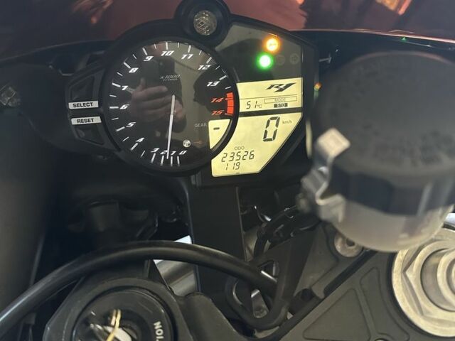 Ямаха R1, об'ємом двигуна 1 л та пробігом 0 тис. км за 4000 $, фото 2 на Automoto.ua