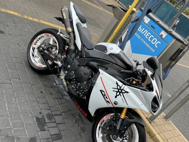 Ямаха R1, об'ємом двигуна 1 л та пробігом 0 тис. км за 10500 $, фото 1 на Automoto.ua