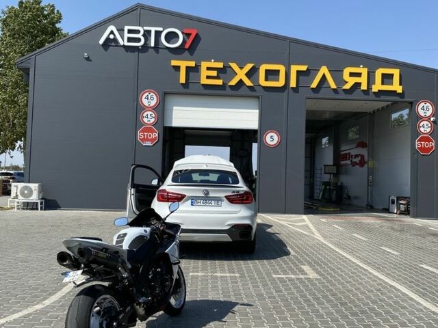 Ямаха R1, об'ємом двигуна 1 л та пробігом 0 тис. км за 10500 $, фото 2 на Automoto.ua