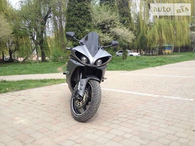 Сірий Ямаха R1, об'ємом двигуна 1 л та пробігом 13 тис. км за 8200 $, фото 1 на Automoto.ua