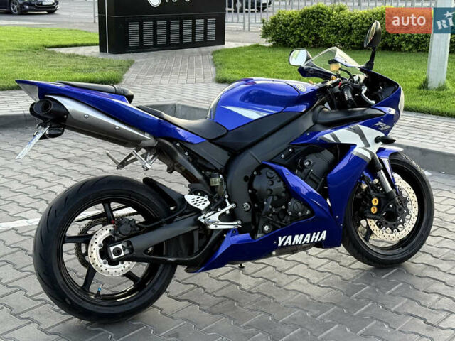 Синій Ямаха R1, об'ємом двигуна 0.99 л та пробігом 29 тис. км за 7900 $, фото 2 на Automoto.ua