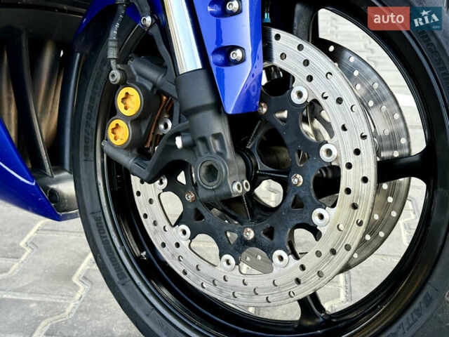 Синій Ямаха R1, об'ємом двигуна 0.99 л та пробігом 29 тис. км за 7900 $, фото 12 на Automoto.ua