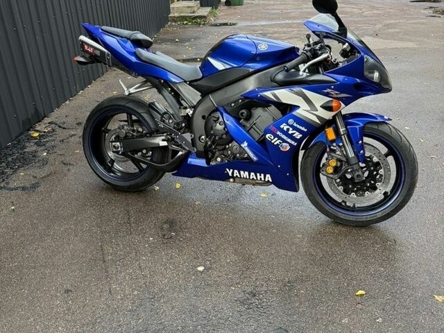 Синій Ямаха R1, об'ємом двигуна 1 л та пробігом 49 тис. км за 7000 $, фото 1 на Automoto.ua