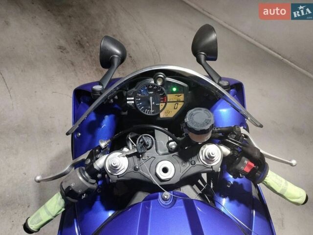 Синій Ямаха R1, об'ємом двигуна 1 л та пробігом 18 тис. км за 10500 $, фото 4 на Automoto.ua