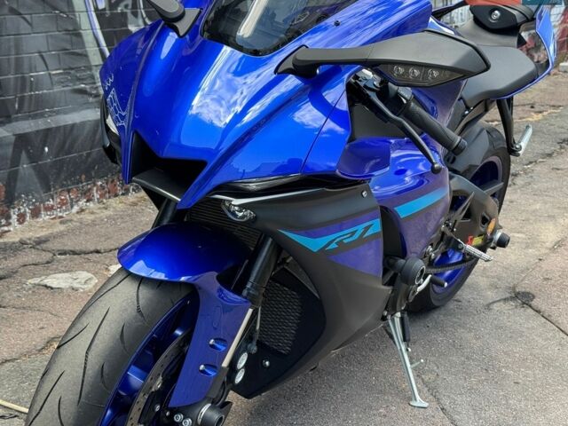 Синій Ямаха R1, об'ємом двигуна 1 л та пробігом 5 тис. км за 20000 $, фото 16 на Automoto.ua