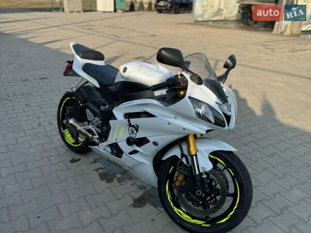 Білий Ямаха R6, об'ємом двигуна 0.6 л та пробігом 23 тис. км за 4700 $, фото 7 на Automoto.ua