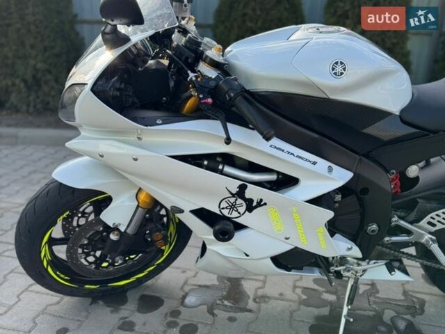 Білий Ямаха R6, об'ємом двигуна 0.6 л та пробігом 23 тис. км за 4700 $, фото 12 на Automoto.ua