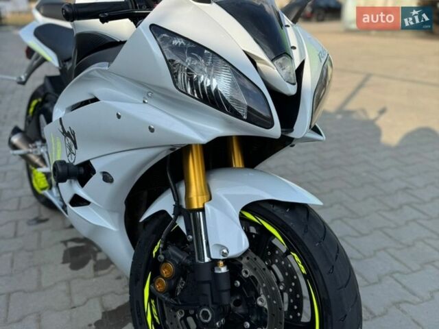Білий Ямаха R6, об'ємом двигуна 0.6 л та пробігом 23 тис. км за 4700 $, фото 8 на Automoto.ua