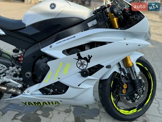 Білий Ямаха R6, об'ємом двигуна 0.6 л та пробігом 23 тис. км за 4700 $, фото 9 на Automoto.ua