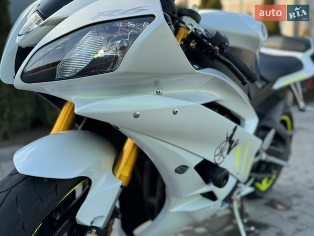 Білий Ямаха R6, об'ємом двигуна 0.6 л та пробігом 23 тис. км за 4700 $, фото 13 на Automoto.ua