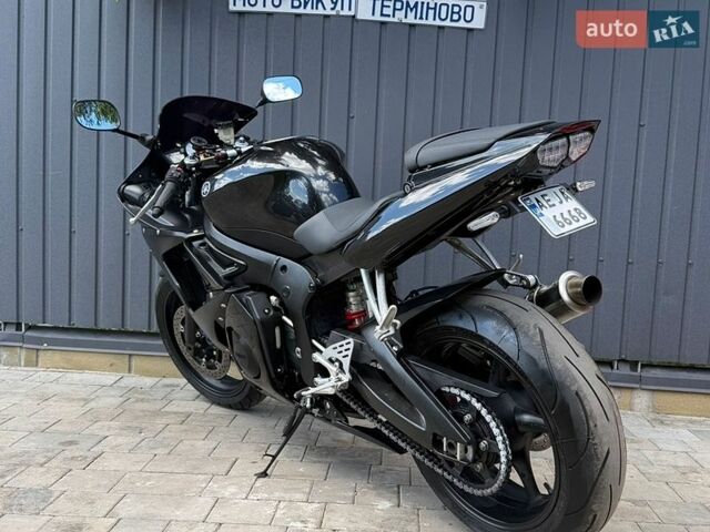 Чорний Ямаха R6, об'ємом двигуна 0.6 л та пробігом 32 тис. км за 6500 $, фото 4 на Automoto.ua