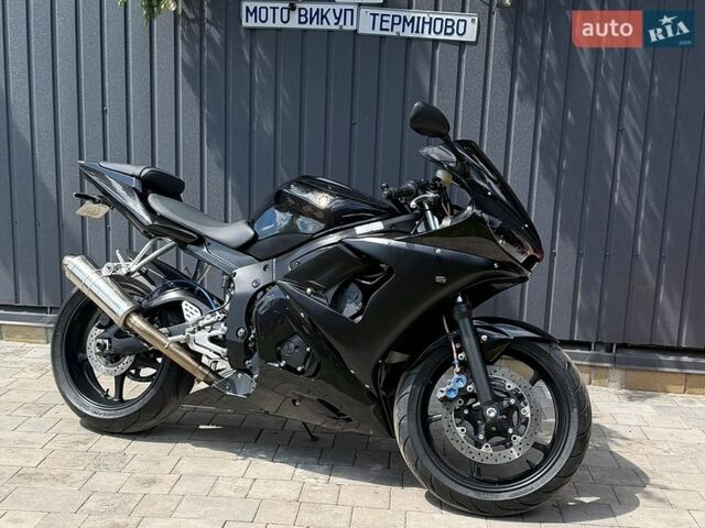 Чорний Ямаха R6, об'ємом двигуна 0.6 л та пробігом 32 тис. км за 6500 $, фото 1 на Automoto.ua