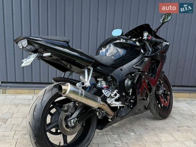 Чорний Ямаха R6, об'ємом двигуна 0.6 л та пробігом 32 тис. км за 6500 $, фото 2 на Automoto.ua