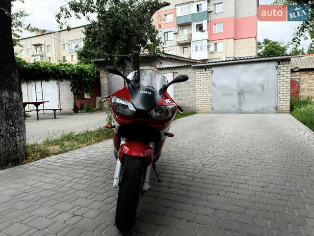 Ямаха R6 2000 у Знаменке на Automoto.ua Червоний Ямаха R6, об'ємом двигуна 0.6 л та пробігом 43 тис. км за 4300 $, фото 3 на Automoto.ua