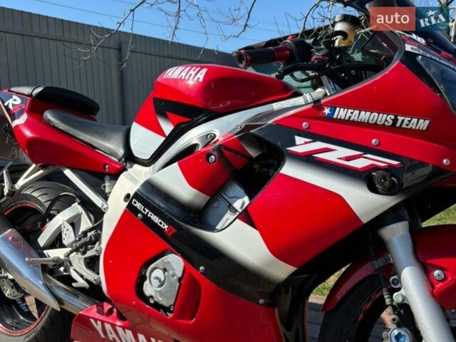 Красный Ямаха Р6, объемом двигателя 0.6 л и пробегом 56 тыс. км за 4500 $, фото 2 на Automoto.ua