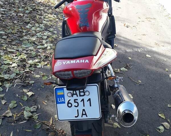 Ямаха R6 2003 у Казатине на Automoto.ua Червоний Ямаха R6, об'ємом двигуна 0.6 л та пробігом 27 тис. км за 6650 $, фото 18 на Automoto.ua