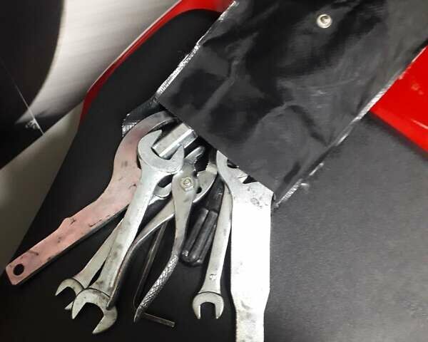 Ямаха R6 2003 у Казатине на Automoto.ua Червоний Ямаха R6, об'ємом двигуна 0.6 л та пробігом 27 тис. км за 6650 $, фото 28 на Automoto.ua