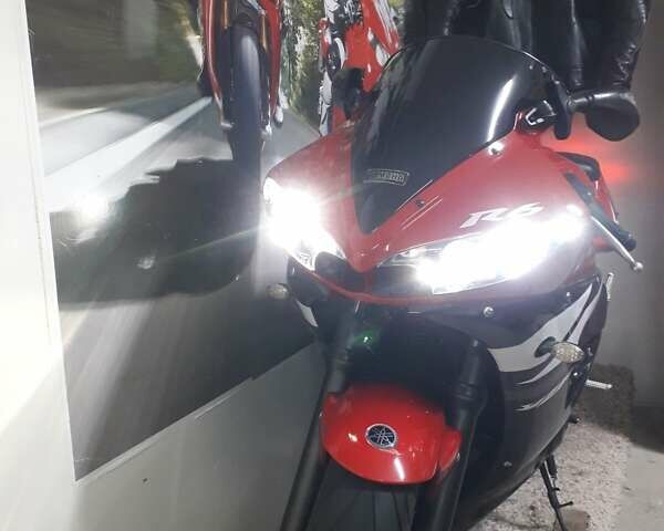 Ямаха R6 2003 у Казатине на Automoto.ua Червоний Ямаха R6, об'ємом двигуна 0.6 л та пробігом 27 тис. км за 6650 $, фото 27 на Automoto.ua