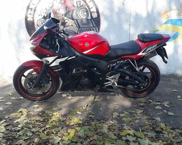 Ямаха R6 2003 у Казатине на Automoto.ua Червоний Ямаха R6, об'ємом двигуна 0.6 л та пробігом 27 тис. км за 6650 $, фото 8 на Automoto.ua