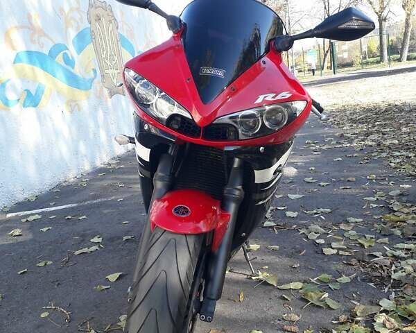 Ямаха R6 2003 у Казатине на Automoto.ua Червоний Ямаха R6, об'ємом двигуна 0.6 л та пробігом 27 тис. км за 6650 $, фото 1 на Automoto.ua