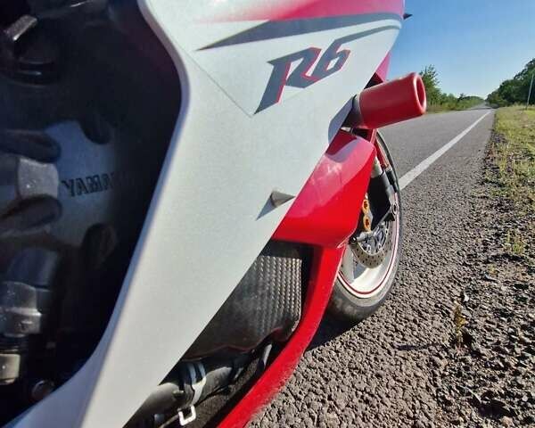 Красный Ямаха Р6, объемом двигателя 0 л и пробегом 42 тыс. км за 7700 $, фото 2 на Automoto.ua