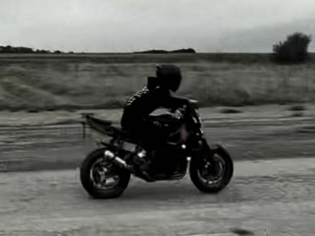 Ямаха Р6, объемом двигателя 0.6 л и пробегом 0 тыс. км за 2708 $, фото 3 на Automoto.ua