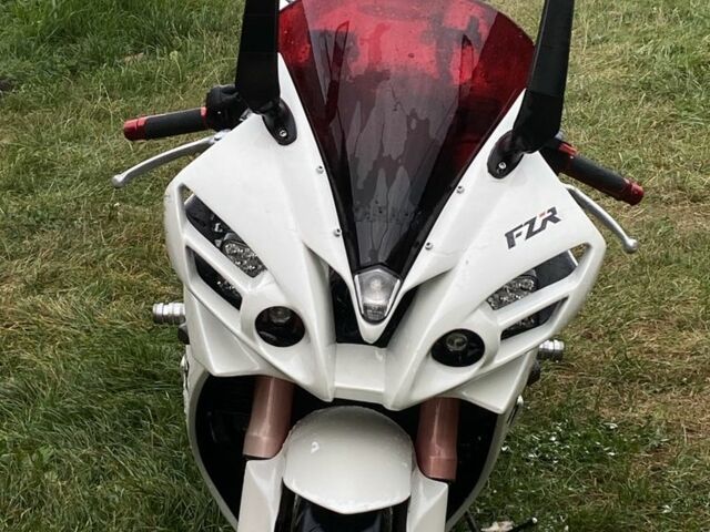 Ямаха R6, об'ємом двигуна 0.6 л та пробігом 0 тис. км за 5000 $, фото 3 на Automoto.ua