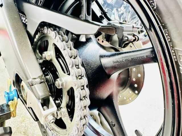 Ямаха Р6, объемом двигателя 0.6 л и пробегом 0 тыс. км за 10000 $, фото 12 на Automoto.ua