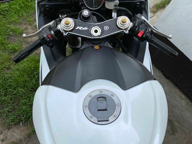Ямаха R6, об'ємом двигуна 0.6 л та пробігом 0 тис. км за 4500 $, фото 10 на Automoto.ua