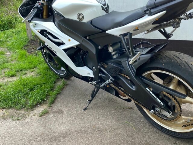 Ямаха R6, об'ємом двигуна 0.6 л та пробігом 0 тис. км за 4500 $, фото 1 на Automoto.ua